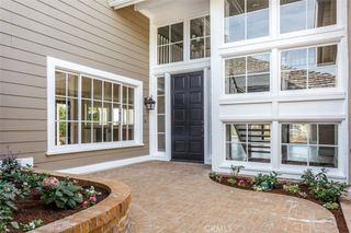 5515 E Crest De Ville Avenue E, Orange, CA 92867