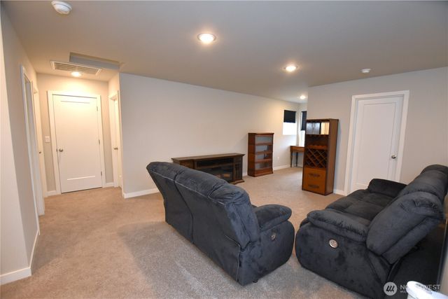 4511 Eddie Lane, Blaine, WA 98230