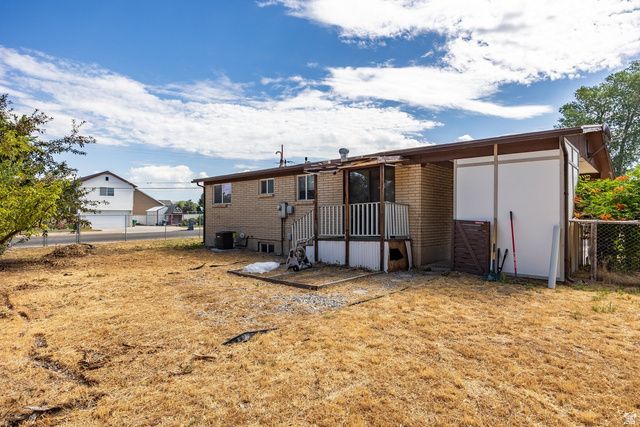 9810 S DARIN DR, Sandy, UT 84070
