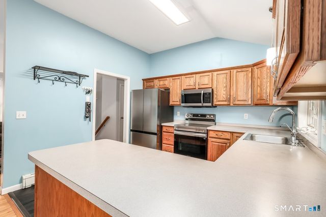 41 Candlewood Vista, New Milford, CT 06776