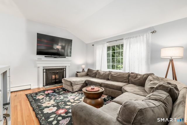 41 Candlewood Vista, New Milford, CT 06776