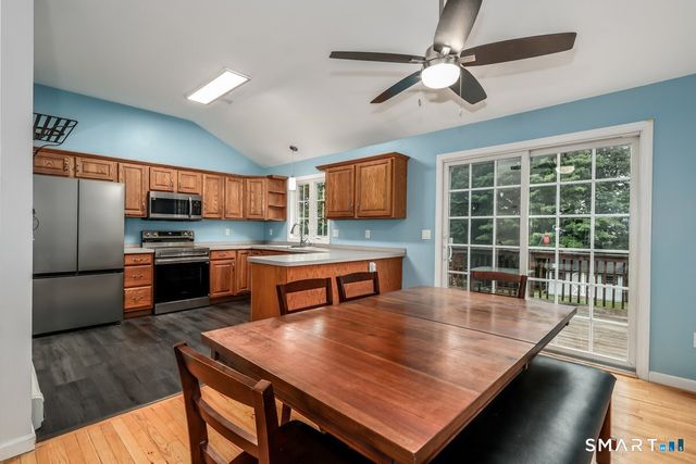 41 Candlewood Vista, New Milford, CT 06776