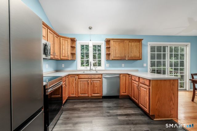 41 Candlewood Vista, New Milford, CT 06776