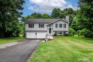 41 Candlewood Vista, New Milford, CT 06776