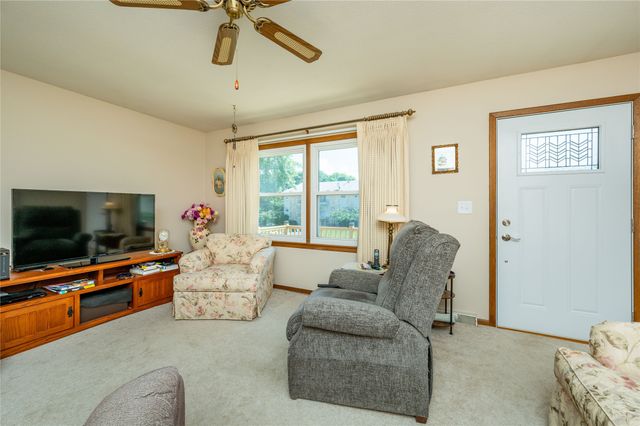 1107 4th Street SW, Altoona, IA 50009
