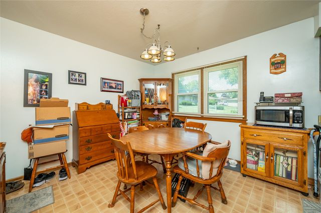 1107 4th Street SW, Altoona, IA 50009
