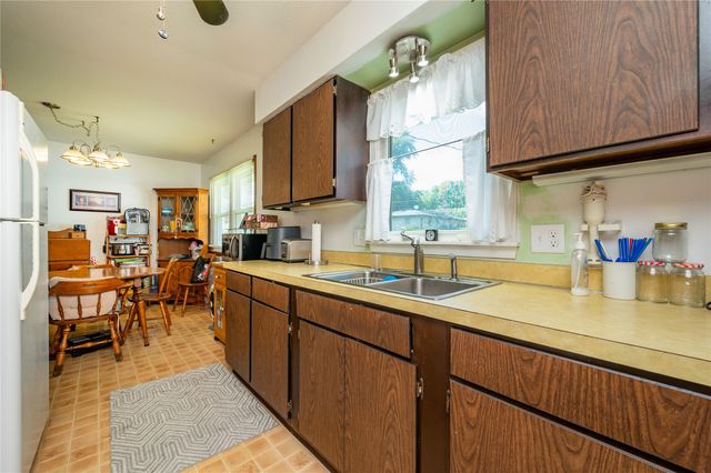 1107 4th Street SW, Altoona, IA 50009