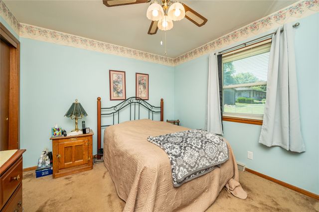 1107 4th Street SW, Altoona, IA 50009