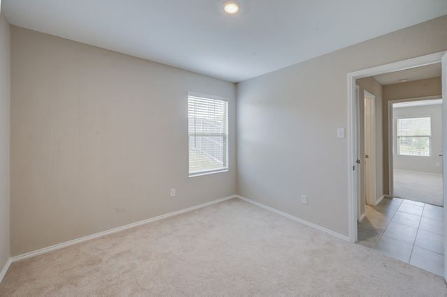 8409 Hollow Bend Street, Fort Worth, TX 76123