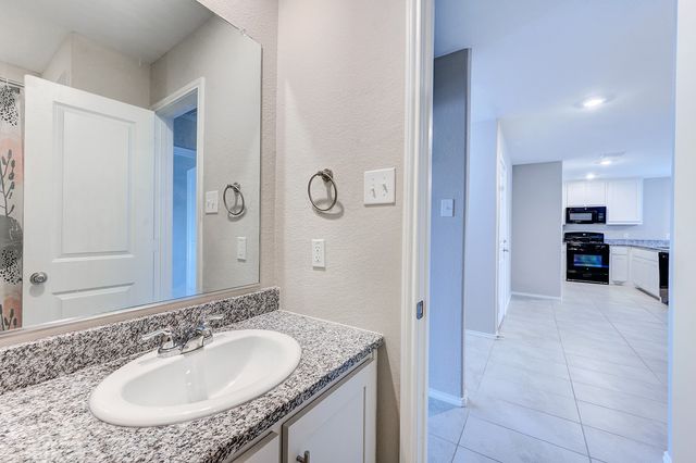 8409 Hollow Bend Street, Fort Worth, TX 76123