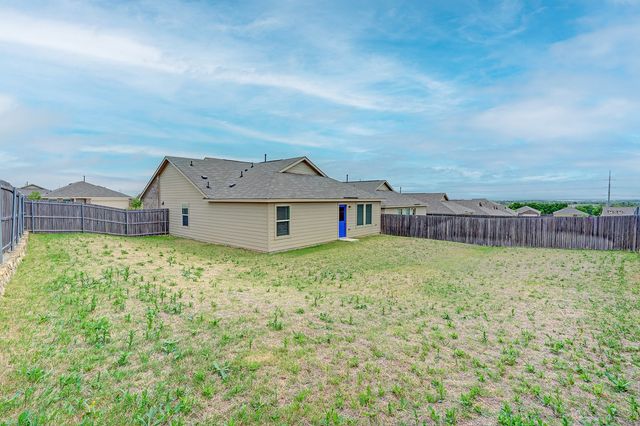 8409 Hollow Bend Street, Fort Worth, TX 76123