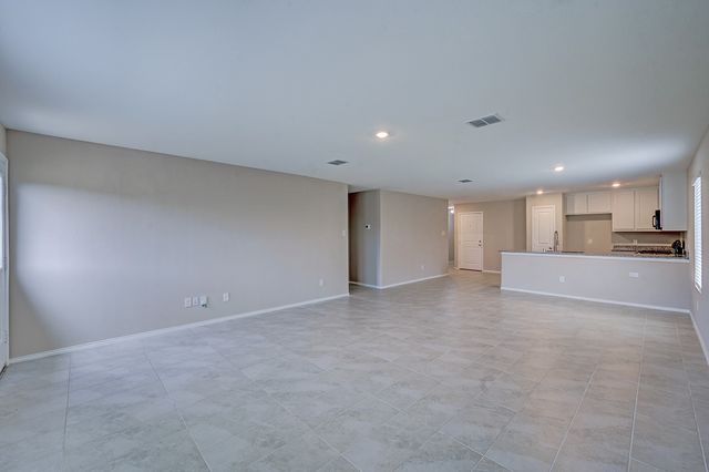 8409 Hollow Bend Street, Fort Worth, TX 76123