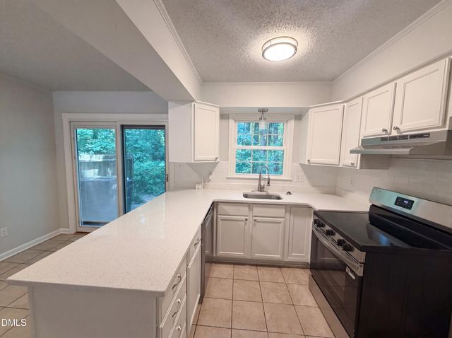 1041 Nottingham Court, Cary, NC 27511