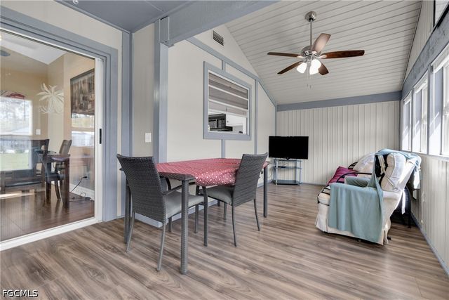 10438 Lakeport CT, Lehigh Acres, FL 33936