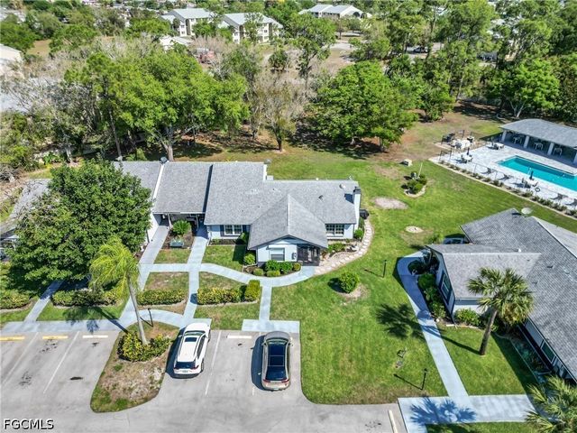 10438 Lakeport CT, Lehigh Acres, FL 33936