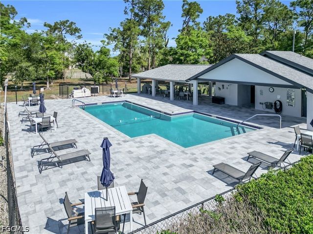 10438 Lakeport CT, Lehigh Acres, FL 33936