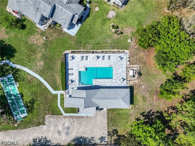 10438 Lakeport CT, Lehigh Acres, FL 33936