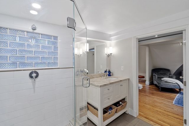 178 Commonwealth Ave PH, Boston, MA 02116