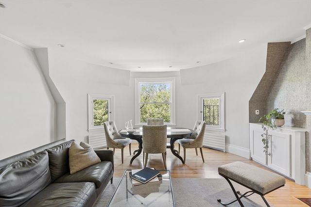 178 Commonwealth Ave PH, Boston, MA 02116