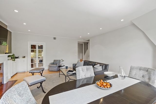 178 Commonwealth Ave PH, Boston, MA 02116