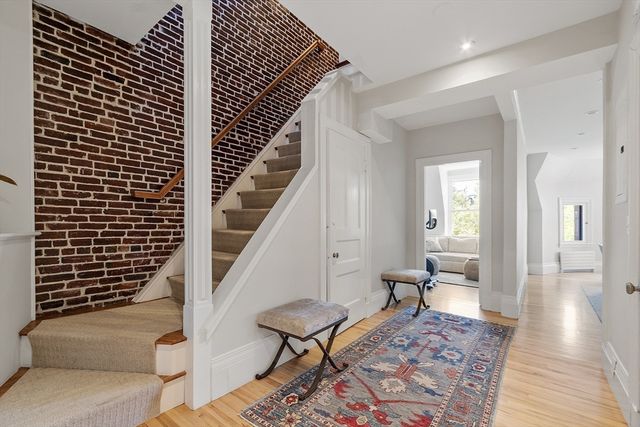 178 Commonwealth Ave PH, Boston, MA 02116