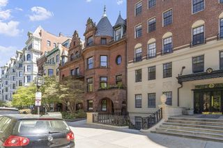 178 Commonwealth Ave PH, Boston, MA 02116