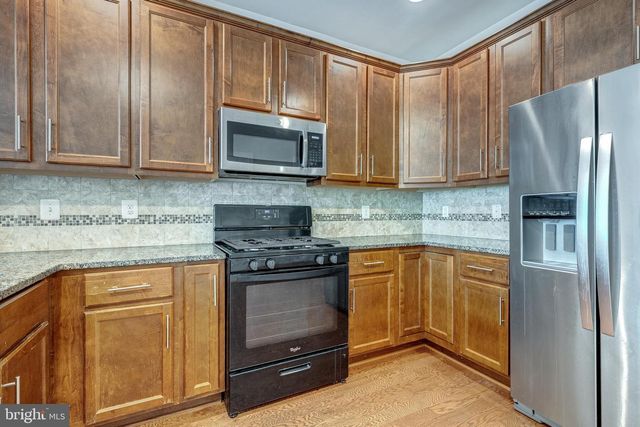 1903 RICHMOND HWY, Alexandria, VA 22301