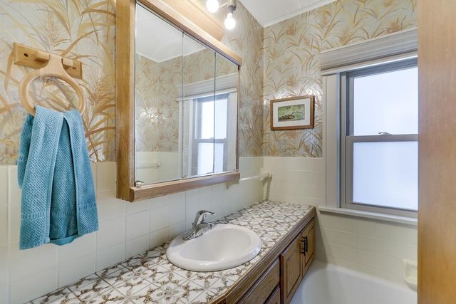 3640 Orchard Avenue N, Robbinsdale, MN 55422