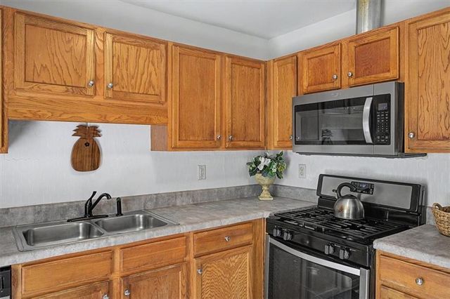 190 Whetstone Way, Villa Rica, GA 30180