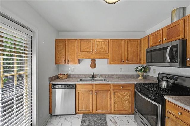 190 Whetstone Way, Villa Rica, GA 30180