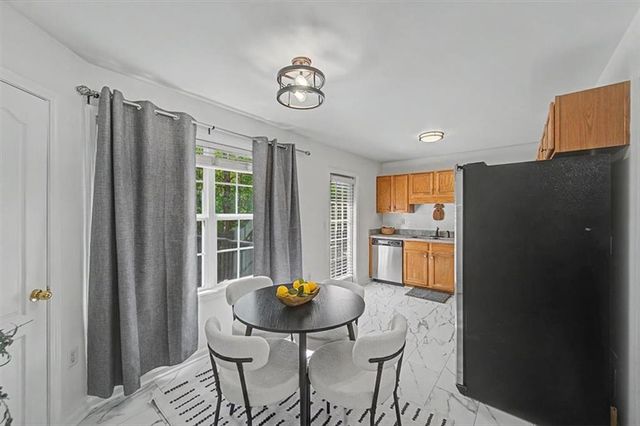 190 Whetstone Way, Villa Rica, GA 30180