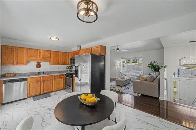 190 Whetstone Way, Villa Rica, GA 30180