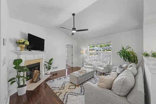 190 Whetstone Way, Villa Rica, GA 30180