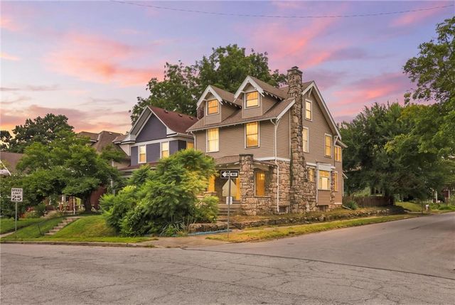 4200 MERCIER Street, Kansas City, MO 64111