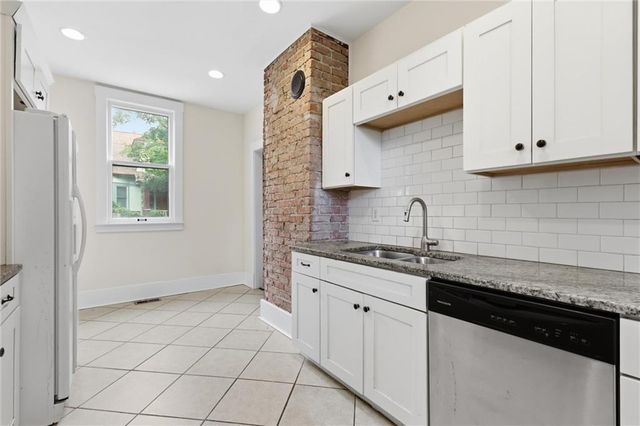 4200 MERCIER Street, Kansas City, MO 64111