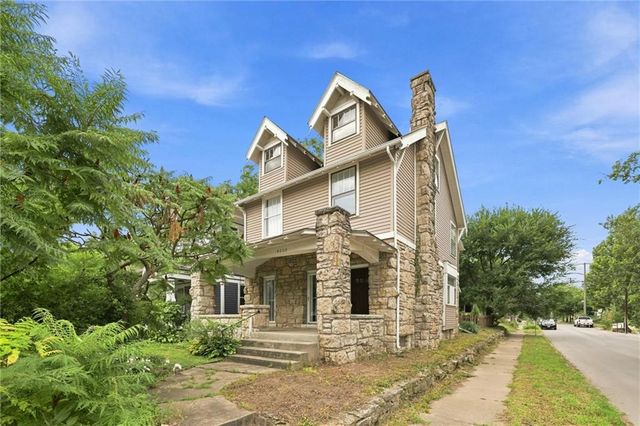 4200 MERCIER Street, Kansas City, MO 64111