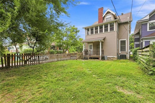 4200 MERCIER Street, Kansas City, MO 64111