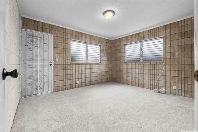 2327 Round Top Drive, Honolulu, HI 96822