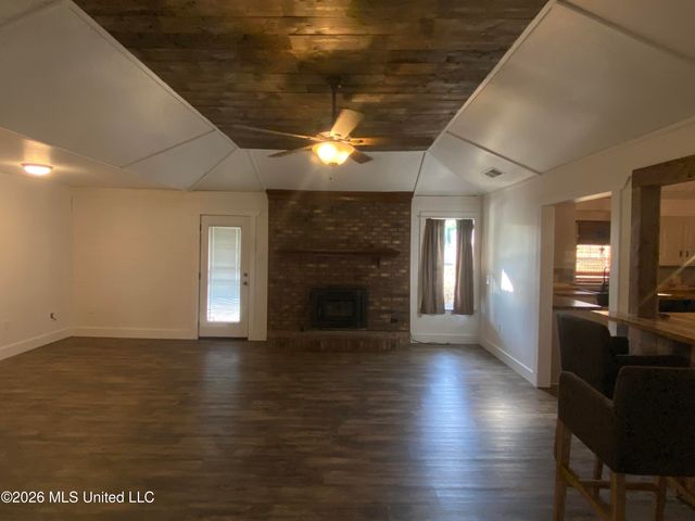 615 Early Grove Road, Lamar, MS 38642