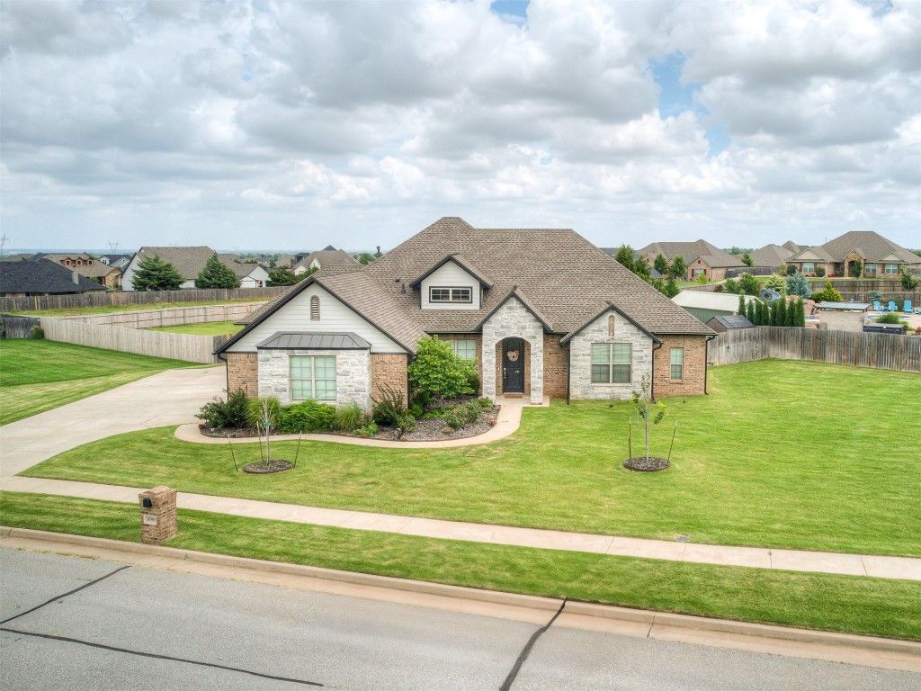 10909 NW 94th Street, Yukon, OK 73099