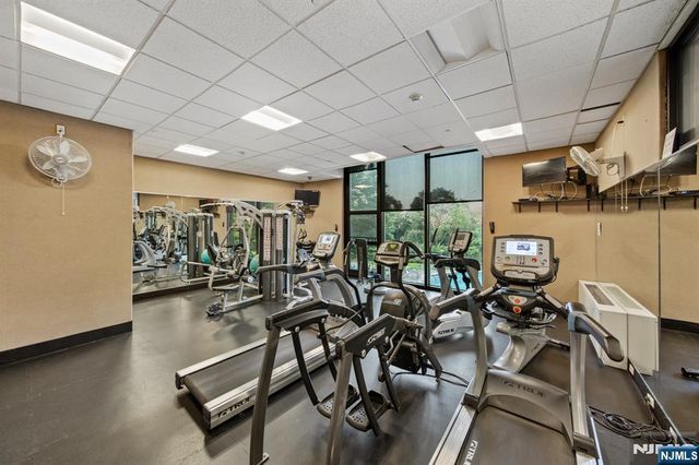 6 Horizon Road 1605, Fort Lee, NJ 07024