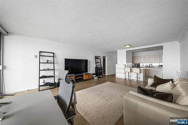 6 Horizon Road 1605, Fort Lee, NJ 07024