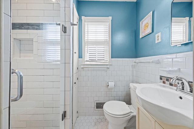 446 ROSSER RD, Memphis, TN 38120