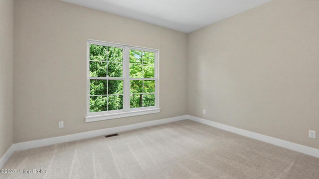 8607 Glenhope Dr, Louisville, KY 40291