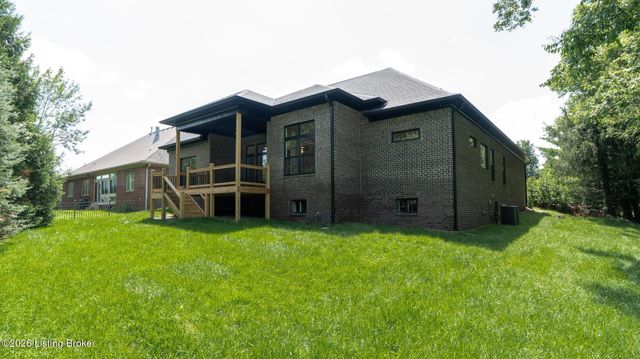 8607 Glenhope Dr, Louisville, KY 40291