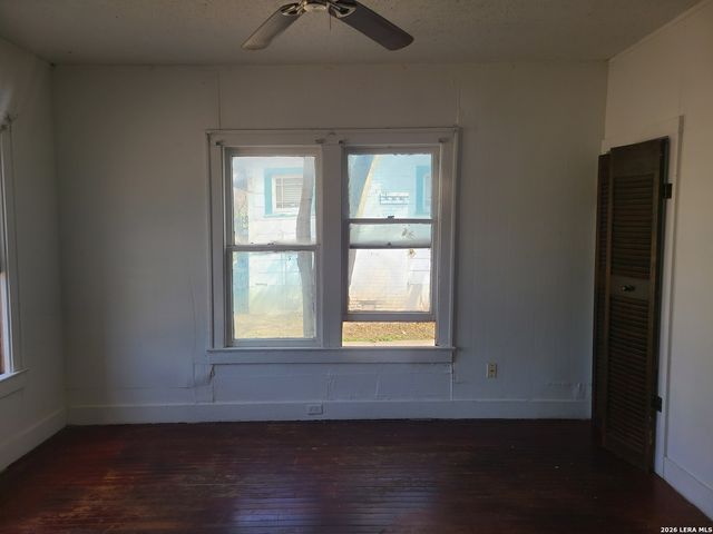 1106 Hammond, San Antonio, TX 78210