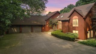 4282 Squire Heath Lane, Portage City, MI 49024
