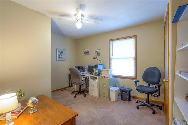 13749 Barber Avenue, Bonner Springs, KS 66012