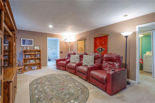 13749 Barber Avenue, Bonner Springs, KS 66012