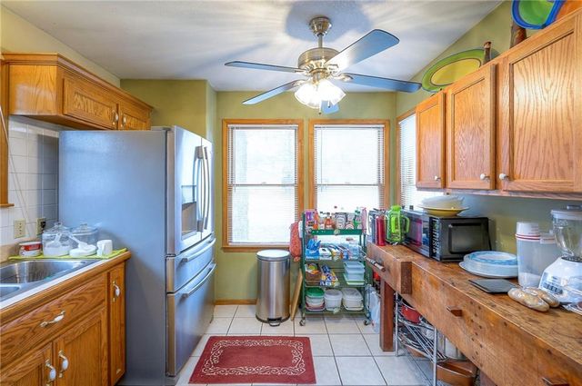 13749 Barber Avenue, Bonner Springs, KS 66012